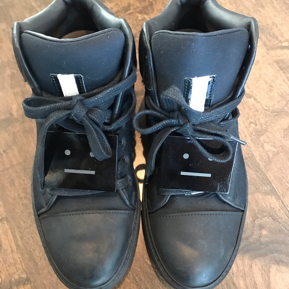 Acne Studios Adriana Leather Sneaker